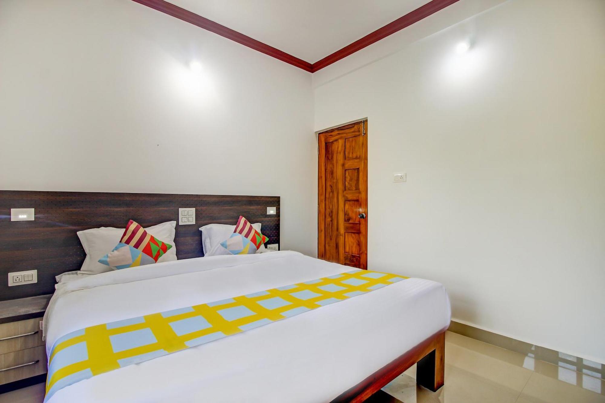 Super Hotel O Pradeep Guest House Near Baga Beach Екстериор снимка