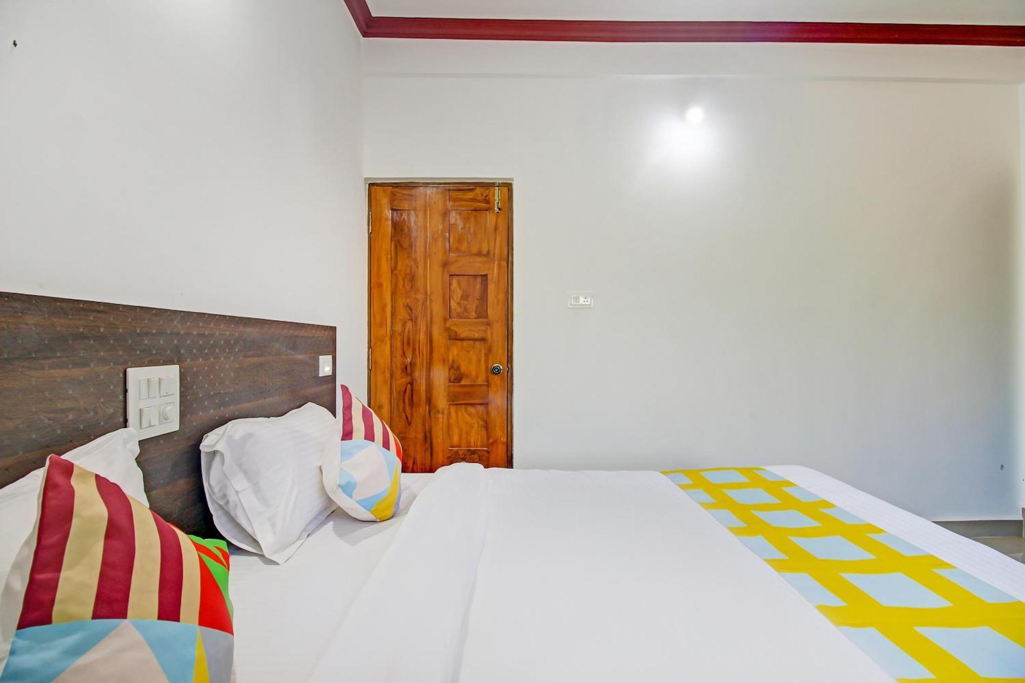 Super Hotel O Pradeep Guest House Near Baga Beach Екстериор снимка