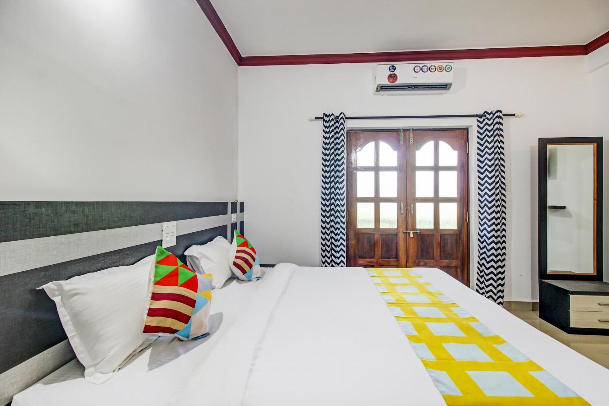 Super Hotel O Pradeep Guest House Near Baga Beach Екстериор снимка